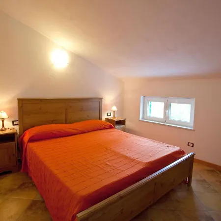 Belvilla By Oyo Spacious With Lovely Terrace Feriehus Sesta Godano